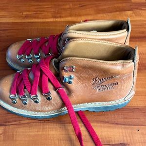 Womens Danner Boots size 10
